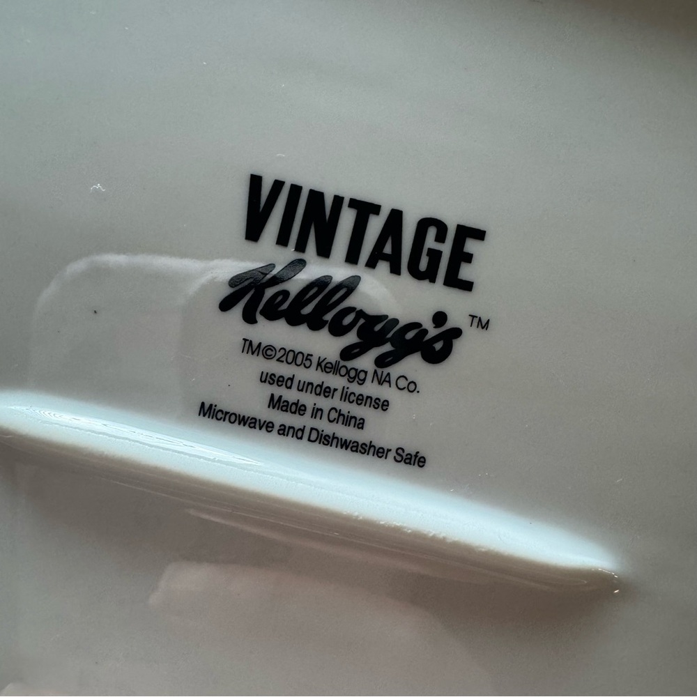 Kellogg's Vintage 2005 Cereal Plates Set and Serving Dish Rice Krispies - Picture 5 of 8